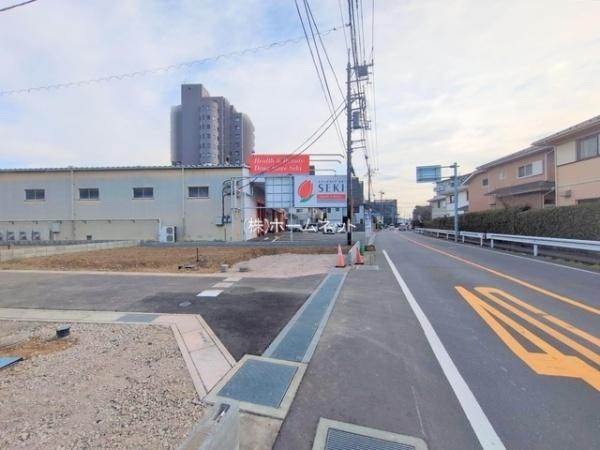 三郷市早稲田８丁目の土地