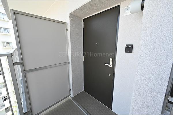 パークフィールドみさと2街区2号棟　8階
