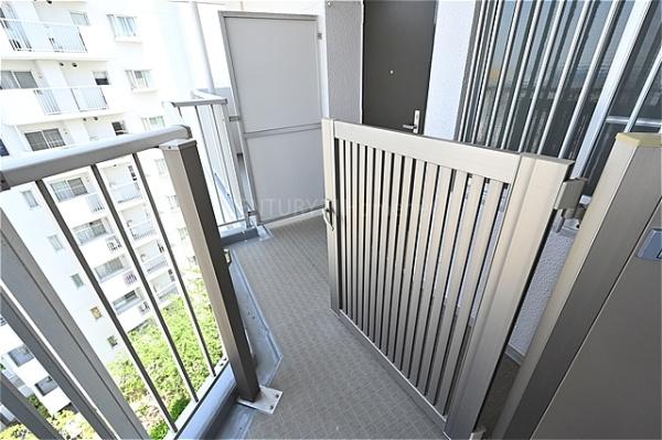 パークフィールドみさと2街区2号棟　8階