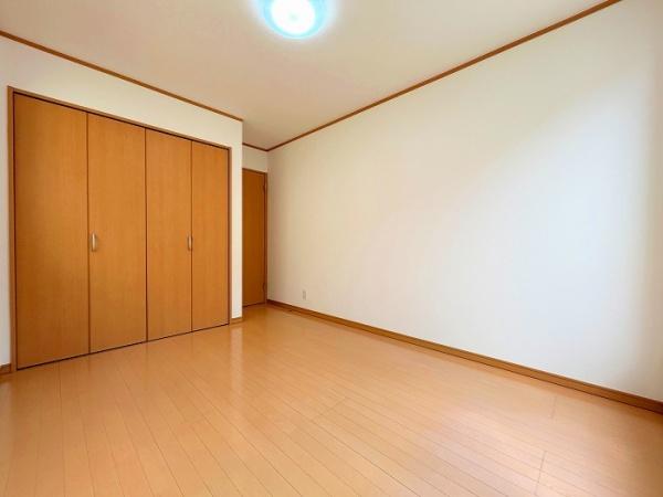 三郷市早稲田８丁目の中古一戸建て