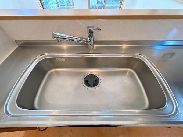 三郷市早稲田８丁目の中古一戸建て