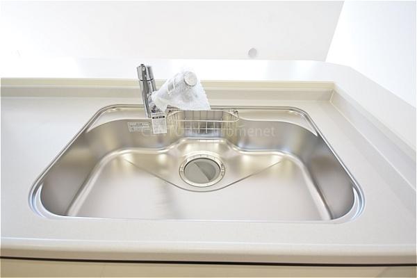 八潮市緑町第7全4棟　新築戸建　2号棟
