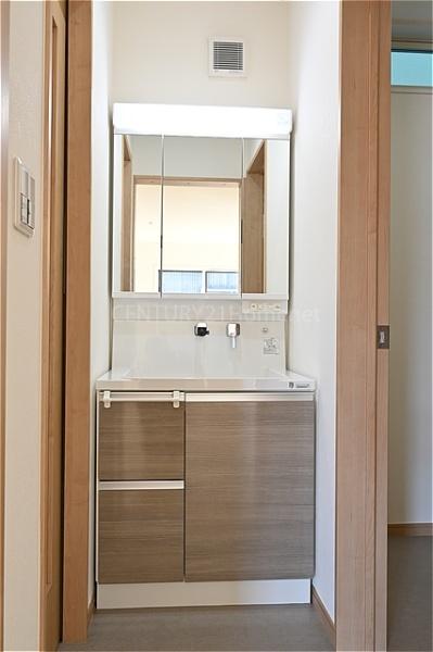 三郷市戸ケ崎５丁目の中古一戸建て