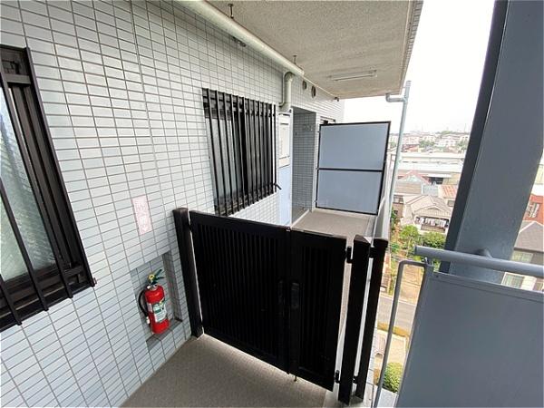 ライフペリエ三郷　7階