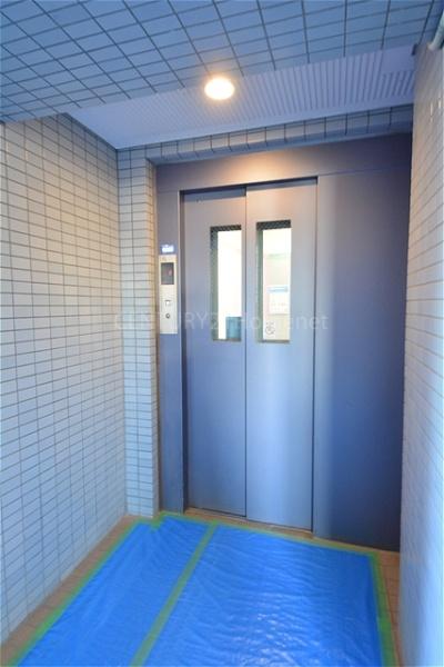 ライフペリエ三郷　7階