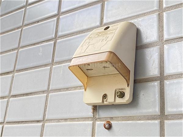 ライフペリエ三郷　1階