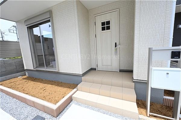 八潮市伊草第2全2棟　新築戸建　2号棟
