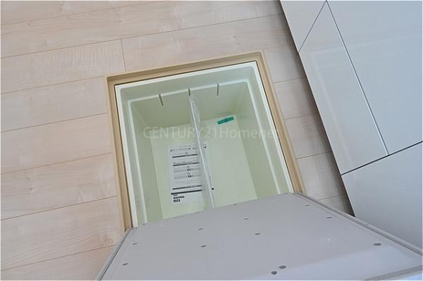 八潮市伊草第2全2棟　新築戸建　2号棟