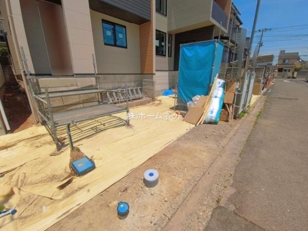 八潮市八潮6丁目全3棟　新築戸建　2号棟