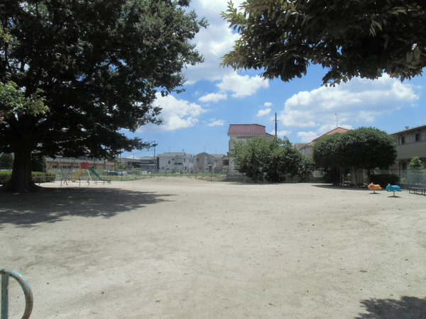 三郷市鷹野4期全2棟　新築戸建　1号棟(長戸呂ちびっ子広場)