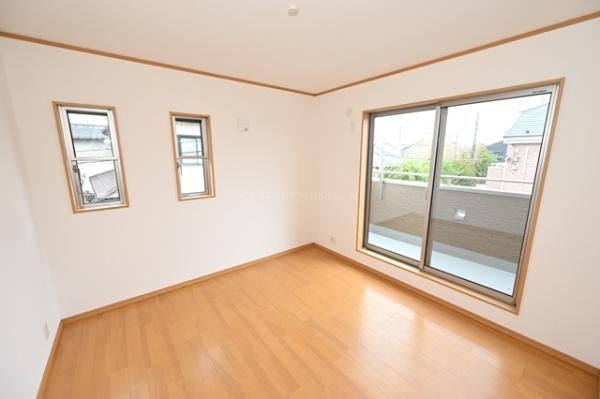 三郷市彦成１丁目の中古一戸建て