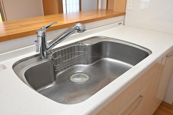 三郷市彦成１丁目の中古一戸建て