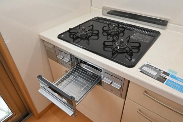三郷市彦成１丁目の中古一戸建て