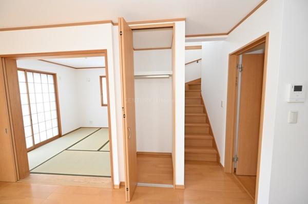 三郷市彦成１丁目の中古一戸建て