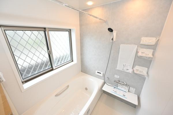 三郷市彦成１丁目の中古一戸建て