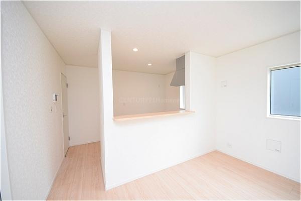 八潮市南川崎第15全11棟　4号棟