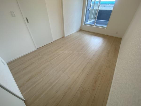 八潮市南川崎第15全11棟　8号棟