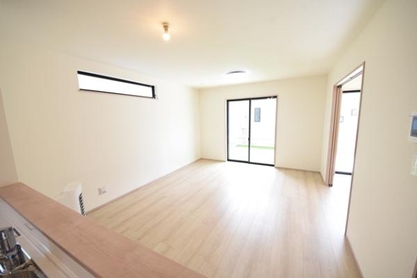 吉川市中曽根1丁目全9棟　新築戸建　A号棟