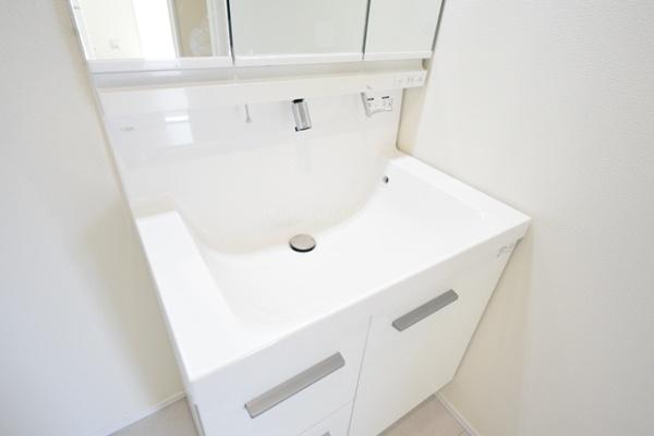 吉川市中曽根1丁目全9棟　新築戸建　H号棟