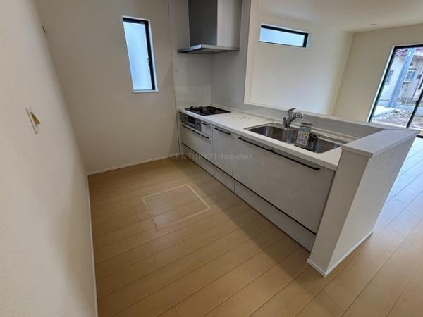 吉川市中曽根1丁目全9棟　新築戸建　H号棟