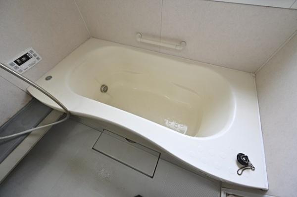 三郷市彦沢１丁目　戸建