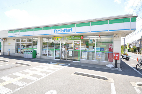 三郷市泉1丁目全1棟　新築戸建　1号棟(ファミリーマート三郷彦川戸1丁目店)