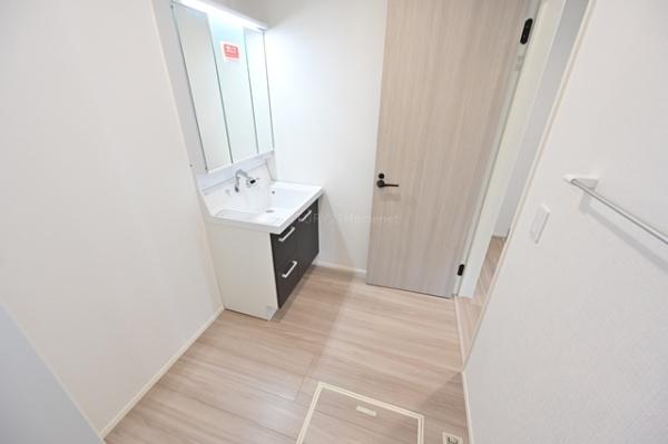 吉川市新栄1丁目全1棟　新築戸建　1号棟