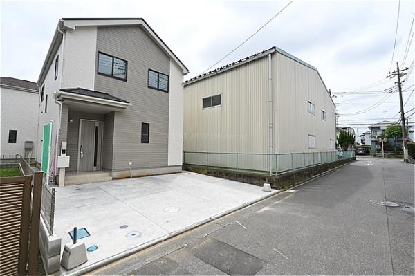 八潮市鶴ケ曽根全3棟　新築戸建　A号棟