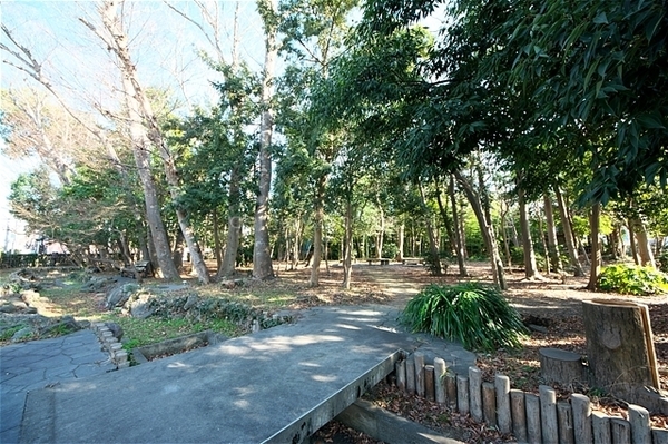 八潮市鶴ケ曽根全3棟　新築戸建　C号棟(恩田家屋敷林ふるさとの森)