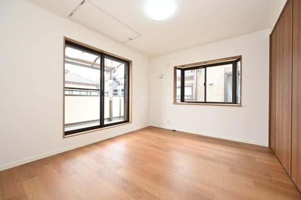 三郷市彦成１丁目の中古一戸建て