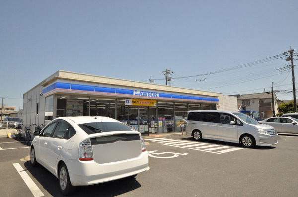 八潮市鶴ケ曽根8期全2棟　新築戸建　2号棟(ローソン八潮鶴ケ曽根東店)