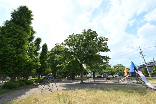 八潮市中央3丁目01期全2棟　新築戸建　1号棟(小作田児童公園)