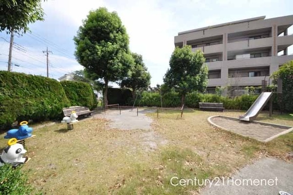 クレストフォルム水元公園　5階(戸ケ崎第1幼児公園)
