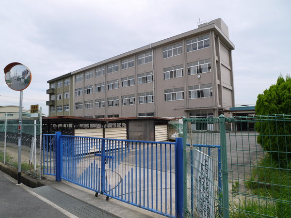 加古川市神野町西条の土地(加古川市立山手中学校)