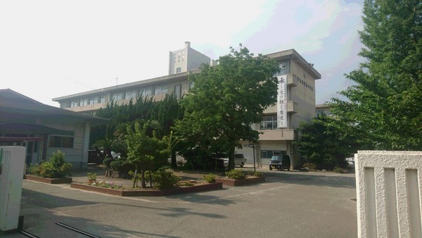 高砂市荒井町中町の土地(高砂市立荒井中学校)