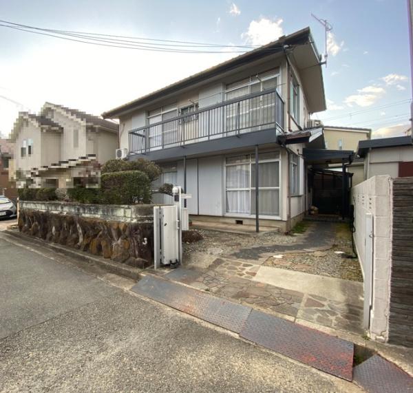 加古川市平岡町新在家　貸家
