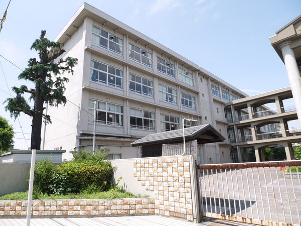 加古川市加古川町美乃利の中古一戸建て(加古川市立氷丘小学校)