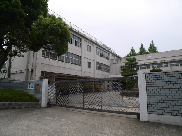 高砂市米田町米田の土地(高砂市立米田小学校)