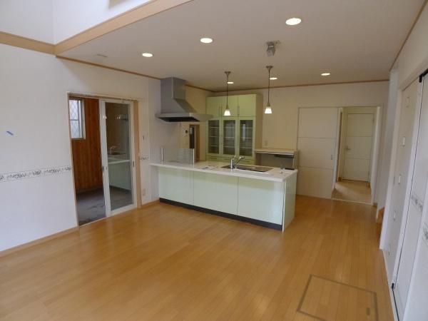 加古川市別府町新野辺北町１丁目の中古一戸建て