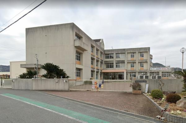 加古川市志方町原の土地(加古川市立志方西小学校)