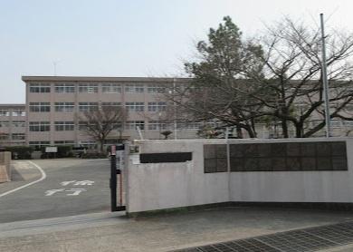 加古川市平岡町土山の中古一戸建て(加古川市立平岡東小学校)