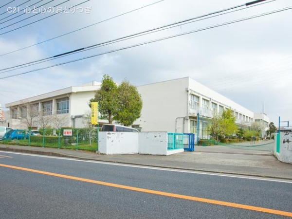 ユニライフ相模台(座間市立相模が丘小学校)