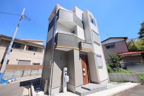 座間市入谷西4丁目　新築分譲住宅