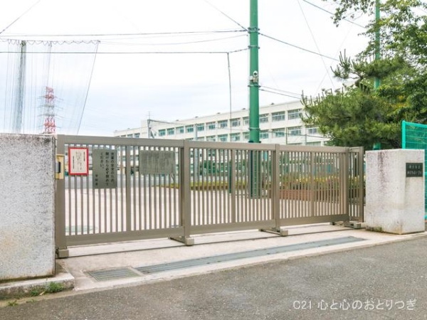 希望ヶ丘第3コーポラスB棟(横浜市立東希望が丘小学校)