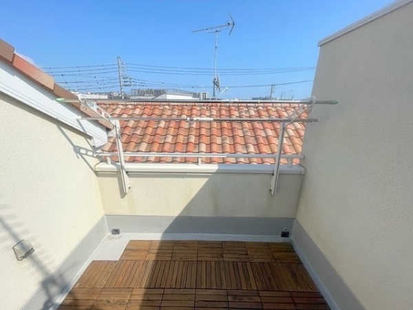 座間市相模が丘3丁目の中古一戸建て(バルコニー)