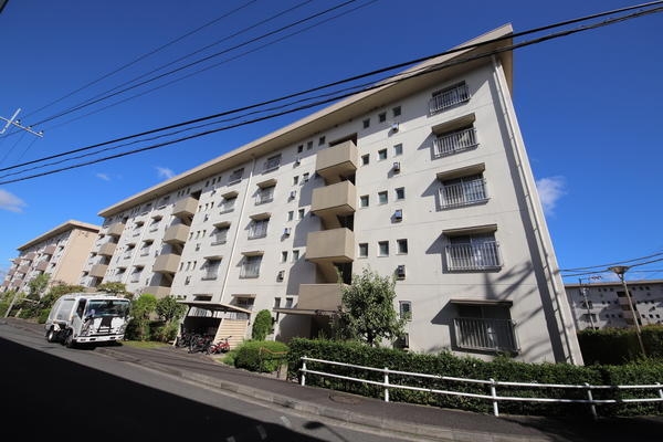 霧が丘グリーンタウン第２住宅　１　５号棟