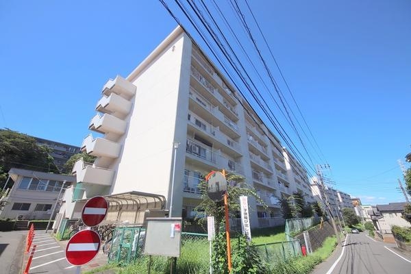 しらとり台住宅２号棟