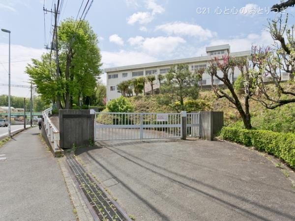 相模原市中央区上溝の中古一戸建て(相模原市立作の口小学校)