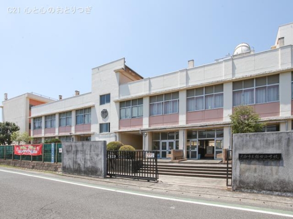 大和市渋谷３丁目の中古一戸建て(大和市立福田小学校)