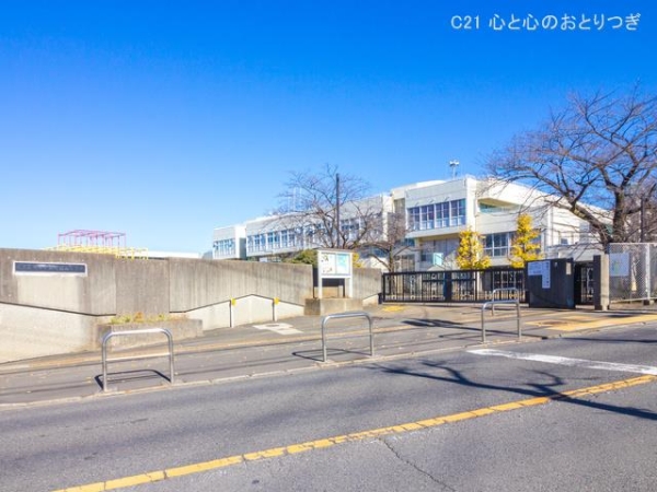 山崎第二団地　８　７号棟(町田市立七国山小学校)